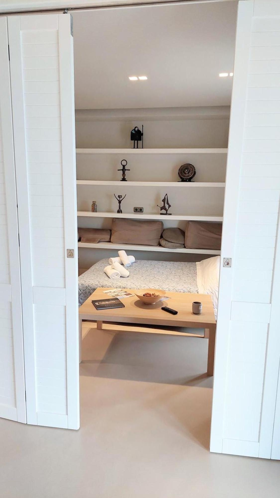 Luxurious Minimal Apartment In Acropolis Athen Eksteriør bilde