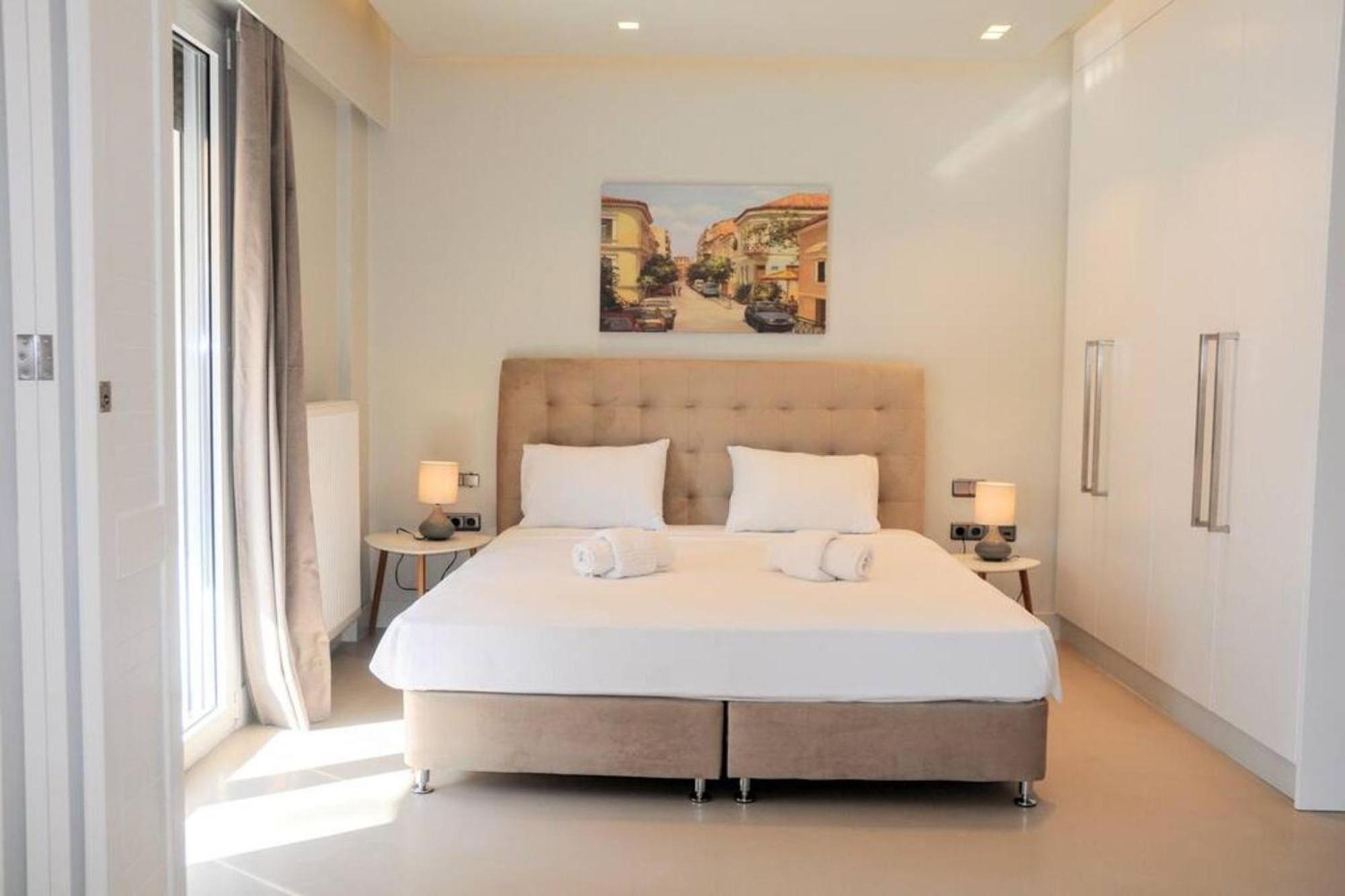 Luxurious Minimal Apartment In Acropolis Athen Eksteriør bilde