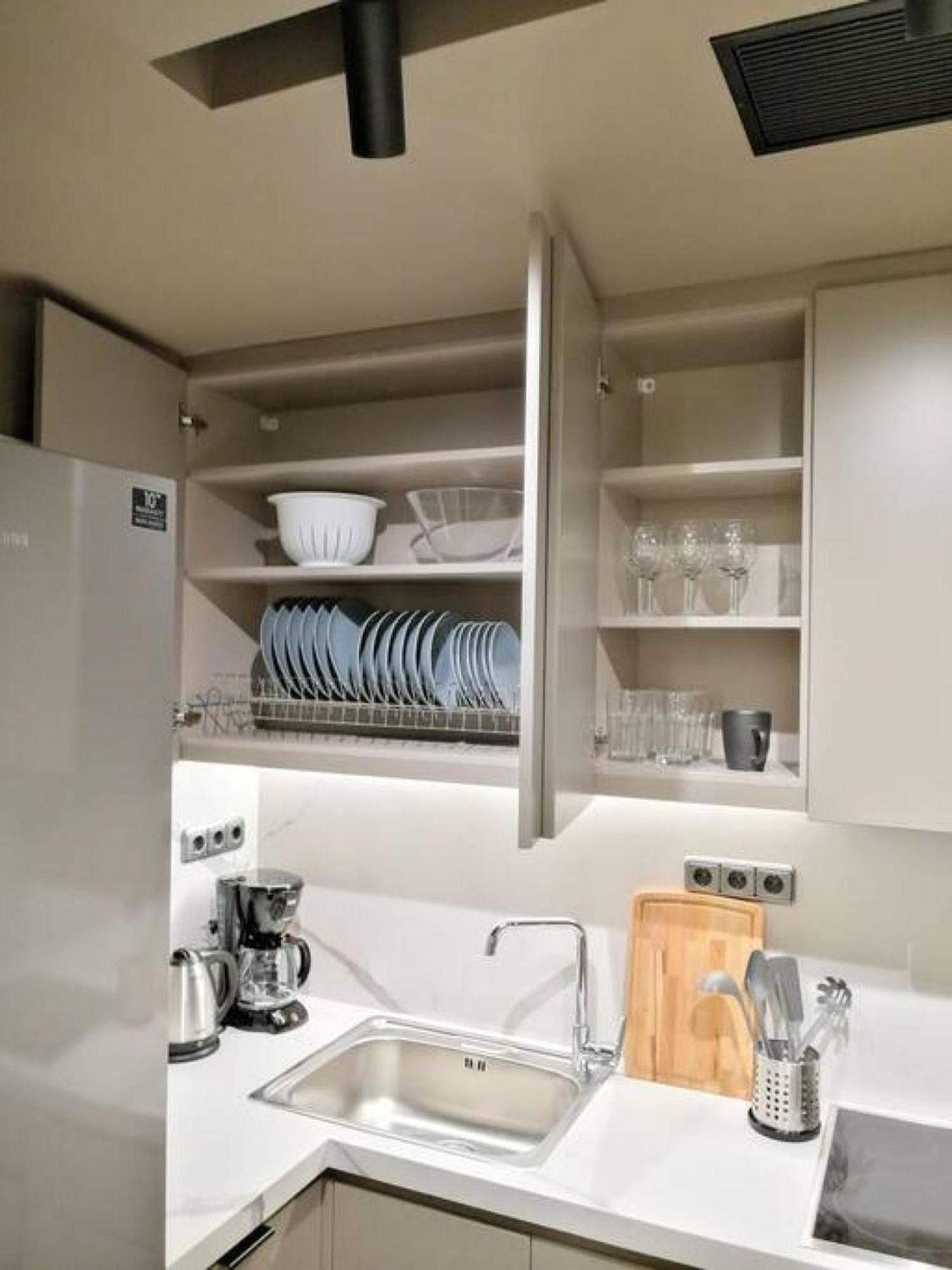 Luxurious Minimal Apartment In Acropolis Athen Eksteriør bilde